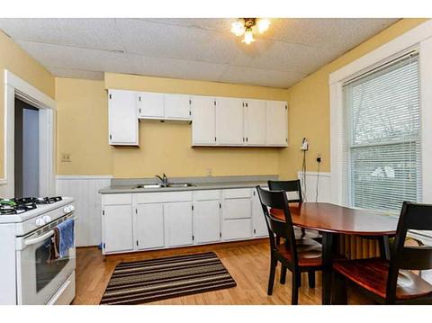 36 Morton Ave, Woonsocket, RI 02895 photo 7