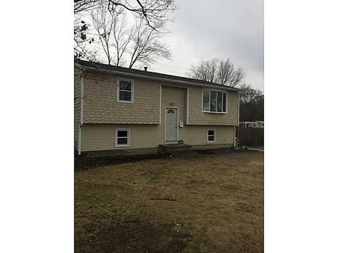 75 Irving Rd, Warwick, RI 02888 photo 2