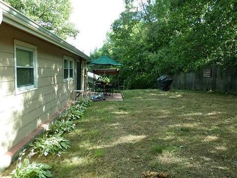 82 Heather Dr, Woonsocket, RI 02895 photo 19