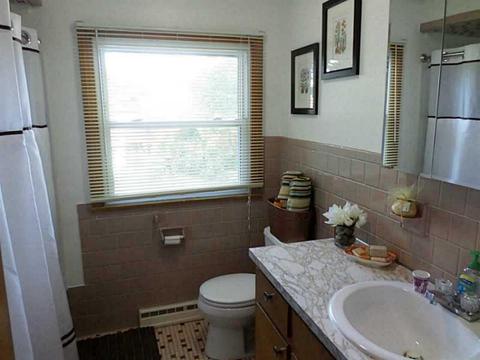 82 Heather Dr, Woonsocket, RI 02895 photo 7