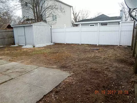 84 Uncas St, Warwick, RI 02889 photo 17