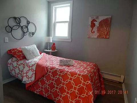 84 Uncas St, Warwick, RI 02889 photo 11
