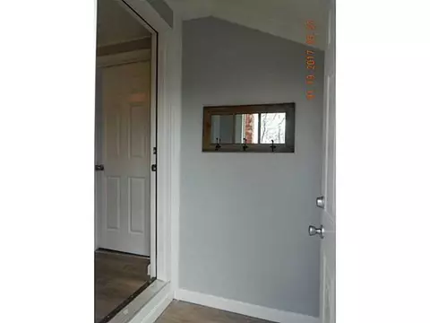 84 Uncas St, Warwick, RI 02889 photo 15