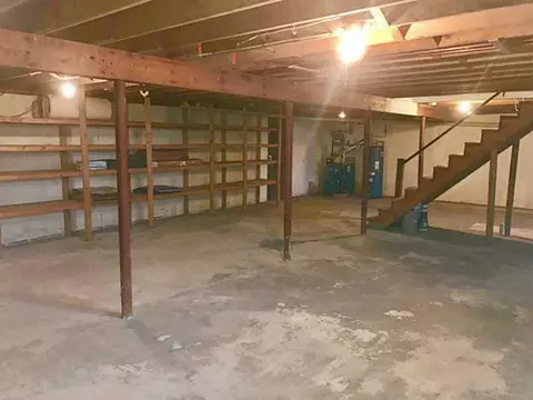 306 Talcott St, Woonsocket, RI 02895 photo 10