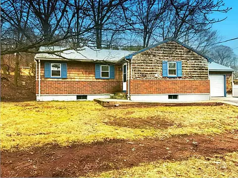 306 Talcott St, Woonsocket, RI 02895 photo 1