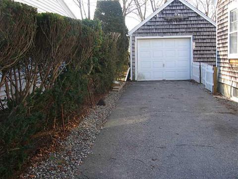 93 Larkin Ave, Warwick, RI 02886 photo 2