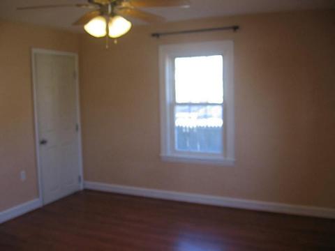 93 Larkin Ave, Warwick, RI 02886 photo 9