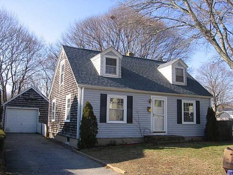 93 Larkin Ave, Warwick, RI 02886 photo 1