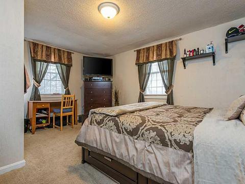 195 Boyden St, Woonsocket, RI 02895 photo 13