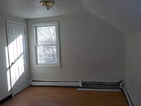 156 W School St, Woonsocket, RI 02895 photo 7