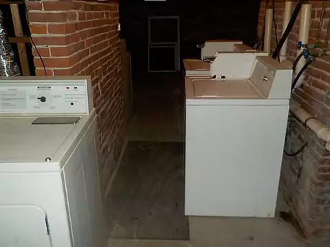 156 W School St, Woonsocket, RI 02895 photo 16