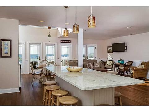 421 Atlantic Ave, Westerly, RI 02891 photo 4