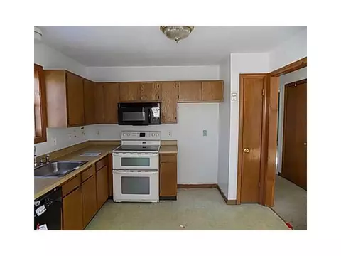21 Miner St, Westerly, RI 02891 photo 17