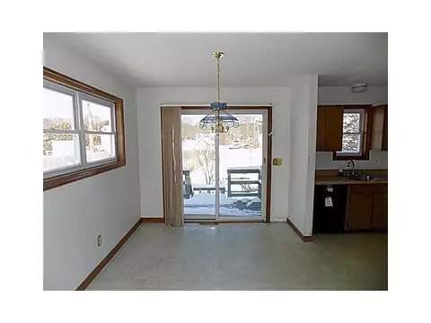 21 Miner St, Westerly, RI 02891 photo 12