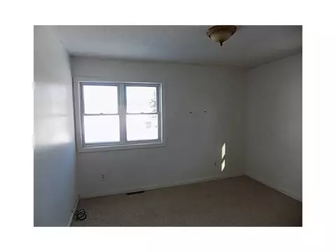 21 Miner St, Westerly, RI 02891 photo 6