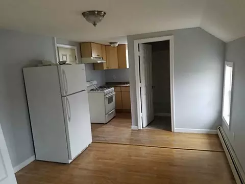 780 Park Ave, Woonsocket, RI 02895 photo 4