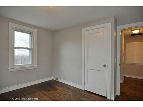 100 Falcon Ave, Warwick, RI 02888 photo 11