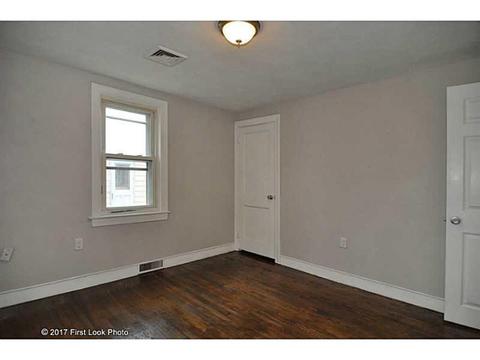 100 Falcon Ave, Warwick, RI 02888 photo 17