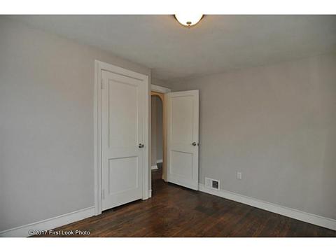 100 Falcon Ave, Warwick, RI 02888 photo 12