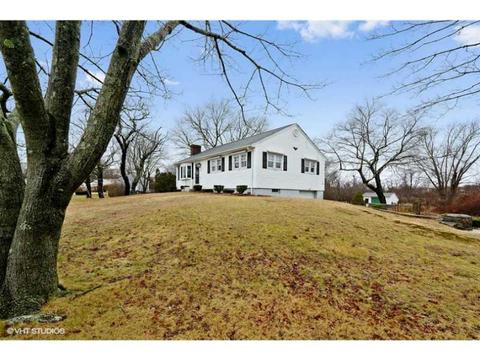 5 Parsonage Dr, Warwick, RI 02889 photo 1