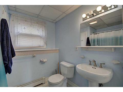 30 Holmes St, Westerly, RI 02891 photo 15