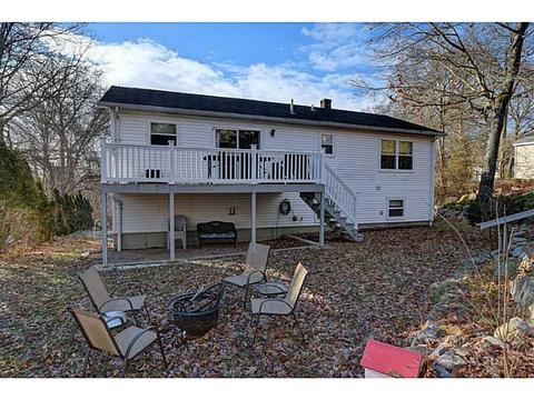 30 Holmes St, Westerly, RI 02891 photo 3