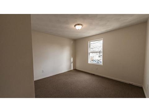 49 Winter Ave, Warwick, RI 02889 photo 9