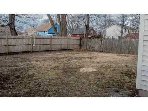 49 Winter Ave, Warwick, RI 02889 photo 4