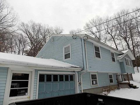 154 Star Ave, Woonsocket, RI 02895 photo 4