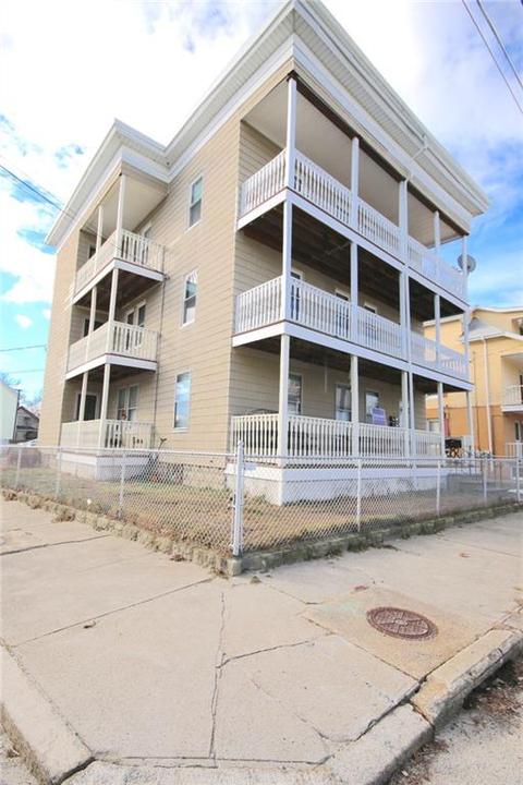 315 Adams St, Woonsocket, RI 02895 photo 1