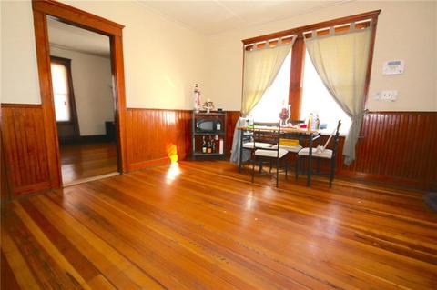 315 Adams St, Woonsocket, RI 02895 photo 2