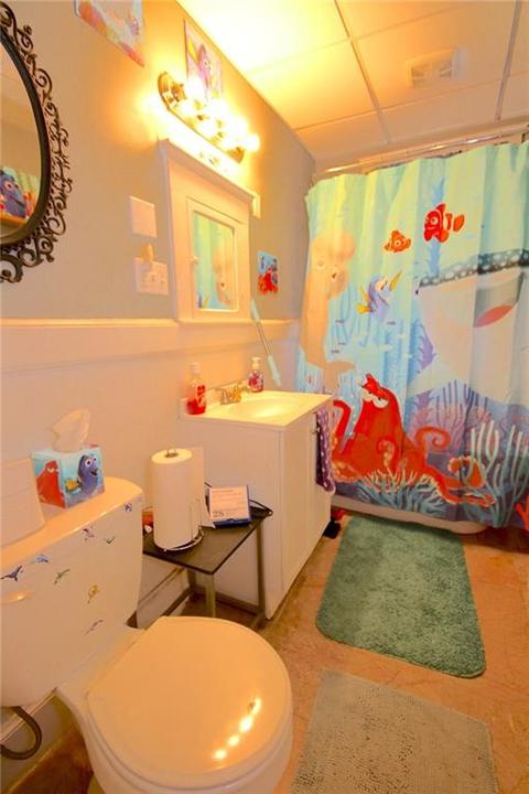 315 Adams St, Woonsocket, RI 02895 photo 8