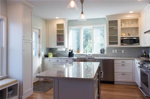 72 Boulevard Blvd, Middletown, RI 02842 photo 5