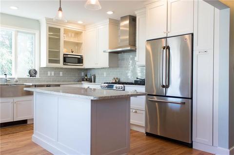 72 Boulevard Blvd, Middletown, RI 02842 photo 7