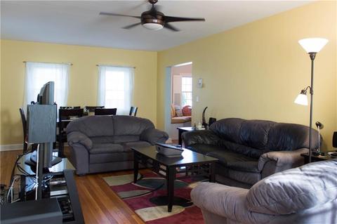 72 Boulevard Blvd, Middletown, RI 02842 photo 13