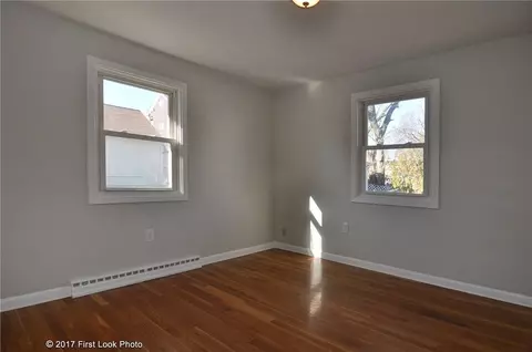 524 Robinson St, Woonsocket, RI 02895 photo 12