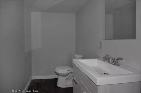 524 Robinson St, Woonsocket, RI 02895 photo 28