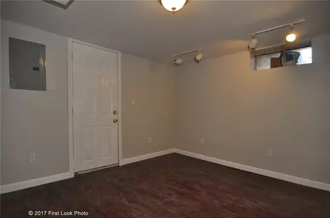 524 Robinson St, Woonsocket, RI 02895 photo 25
