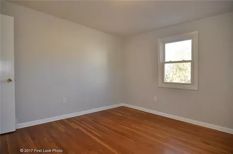 524 Robinson St, Woonsocket, RI 02895 photo 19