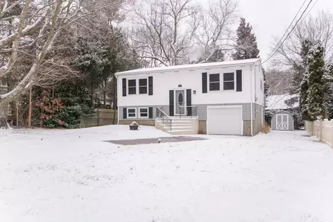 9 Riptide St, Jamestown, RI 02835 photo 2