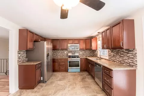 9 Riptide St, Jamestown, RI 02835 photo 6