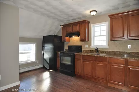 39 Eton Ave, Warwick, RI 02889 photo 16