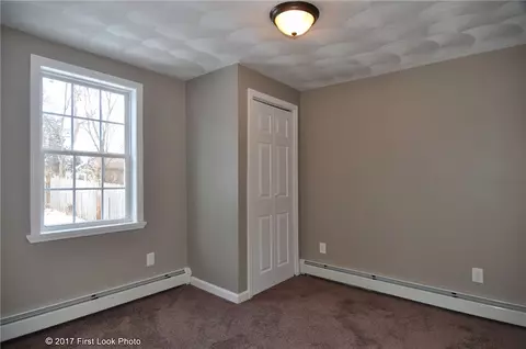 39 Eton Ave, Warwick, RI 02889 photo 13