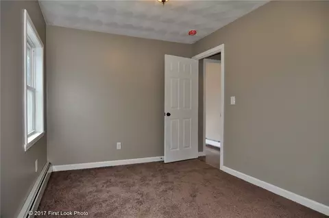39 Eton Ave, Warwick, RI 02889 photo 21