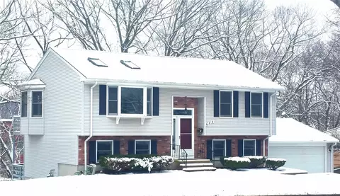 644 Harris Ave, Woonsocket, RI 02895 photo 1