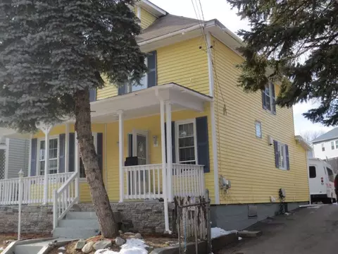 79 Rebekah St, Woonsocket, RI 02895 photo 2