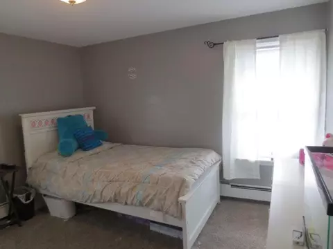 79 Rebekah St, Woonsocket, RI 02895 photo 10
