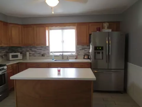 79 Rebekah St, Woonsocket, RI 02895 photo 5
