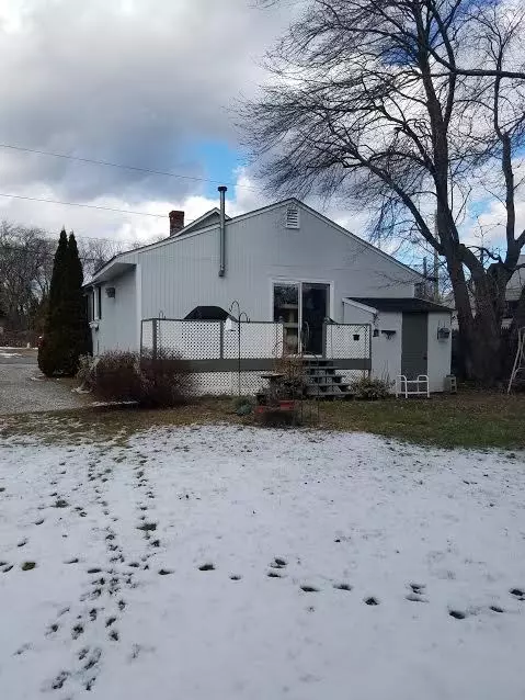 54 Eton Ave, Warwick, RI 02889 photo 4