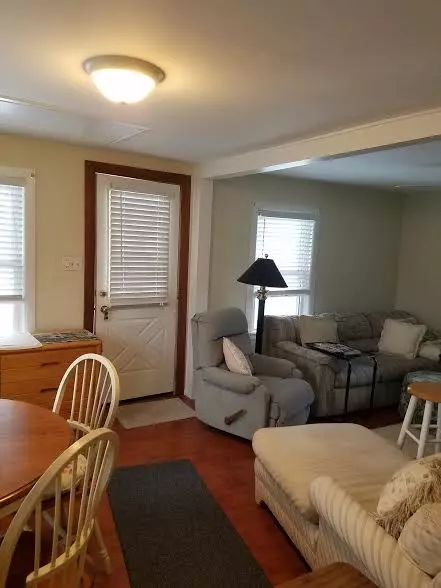 54 Eton Ave, Warwick, RI 02889 photo 7